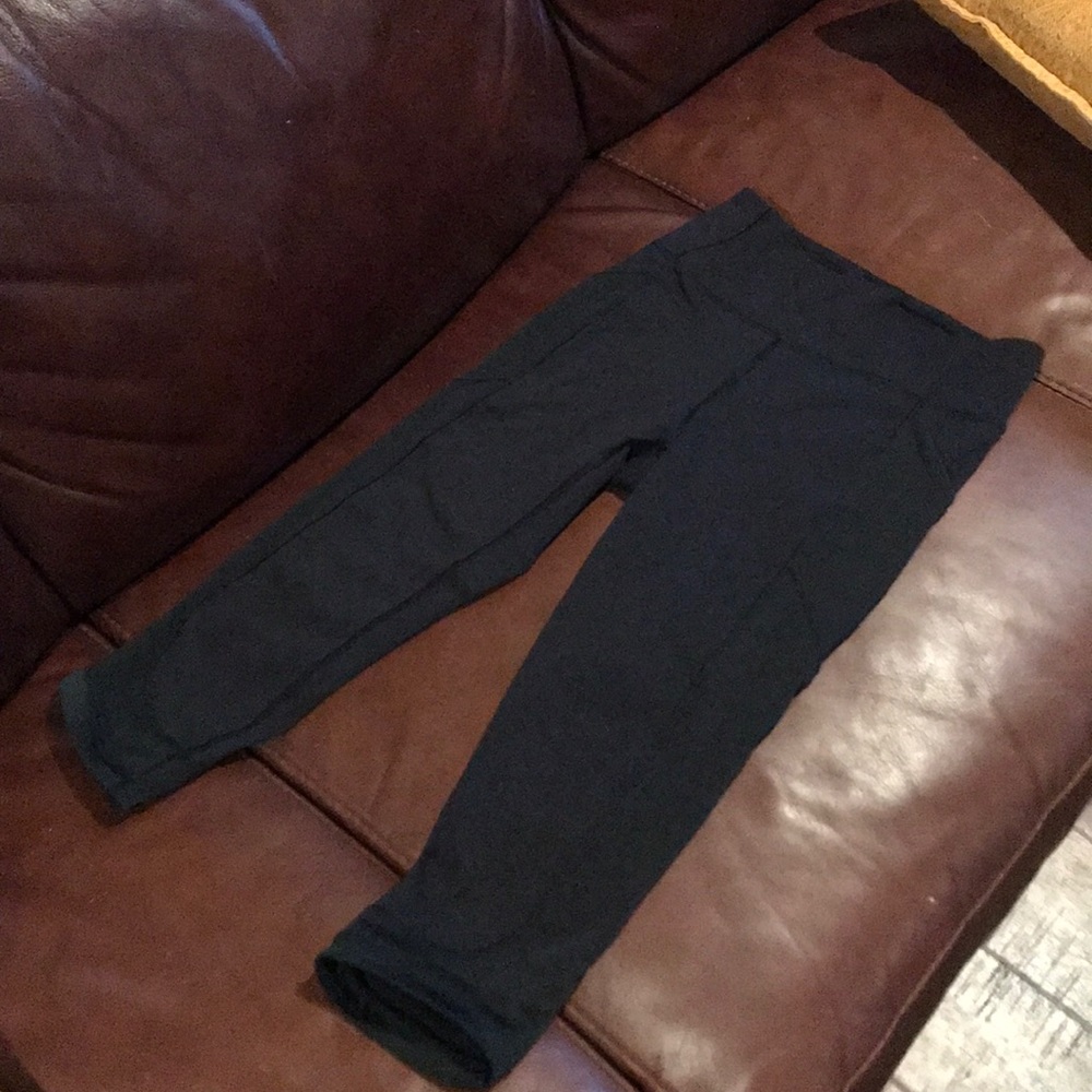 Lululemon Athletica Capri Mesh Bottom Leggings